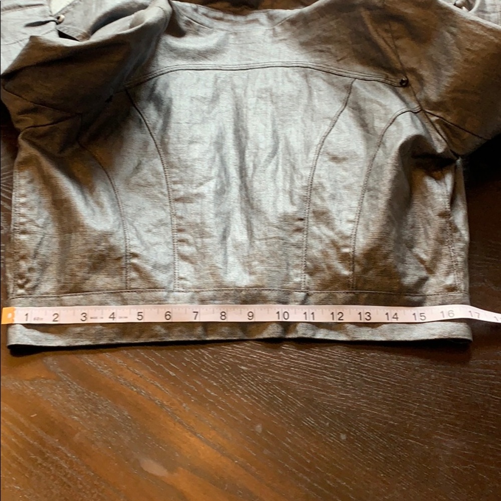 Guess Jacket - Picture 6 of 6